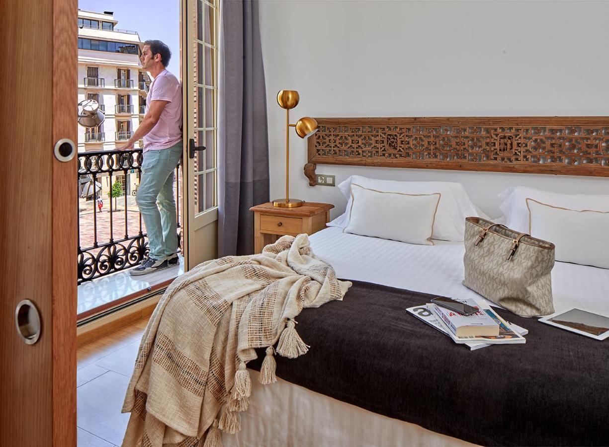Lodgingmalaga Plaza Constitucion Экстерьер фото